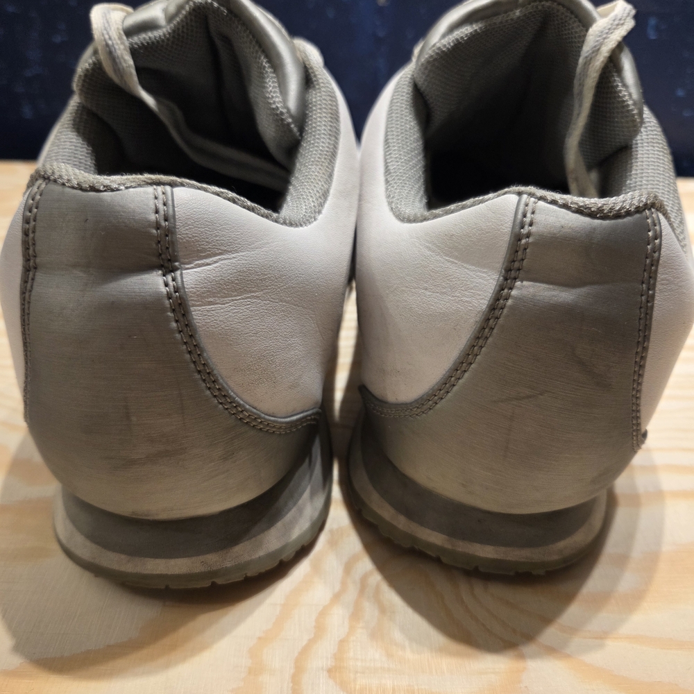 Vintage Early 2000's Dada Supreme Men's Walking Sneakers (Size 13) - Picture 5 of 10